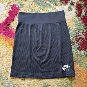 Nike Women's Black Striped Tennis Skirt